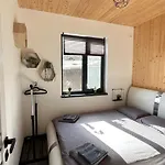 Rest Hub シャレー スラブスク